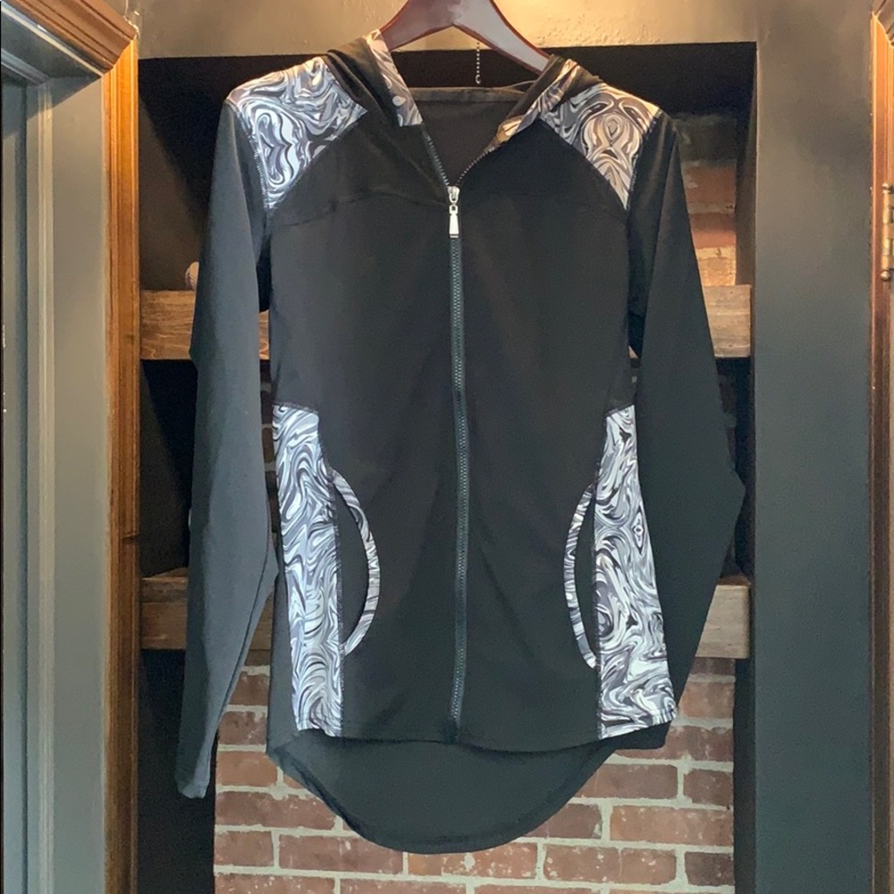 Athletic jacket